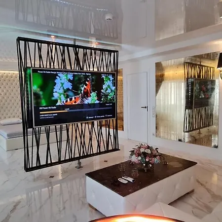 Apartman Prestige Jacuzzi By Liuksai *