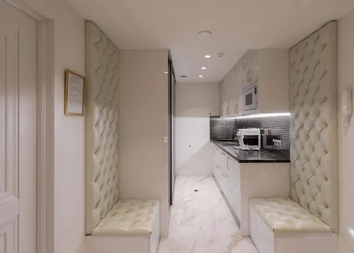 Prestige Jacuzzi By Liuksai