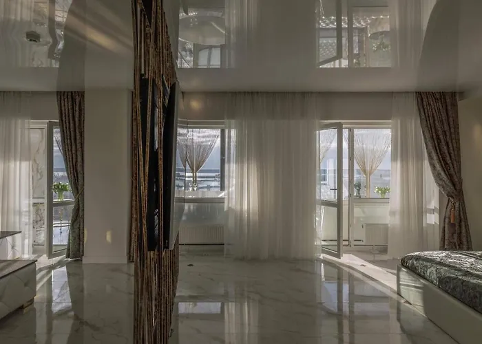 Prestige Jacuzzi By Liuksai Κλαϊπέντα